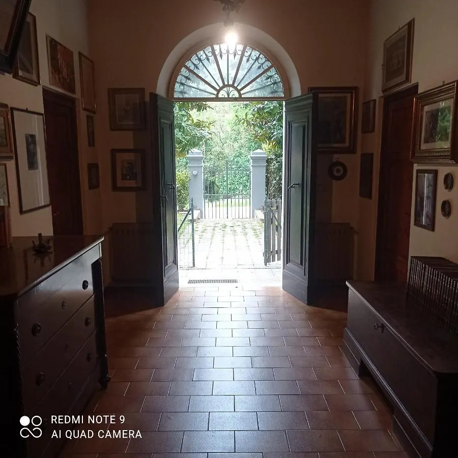 Villa Dello Scrittore Lucca 0*,